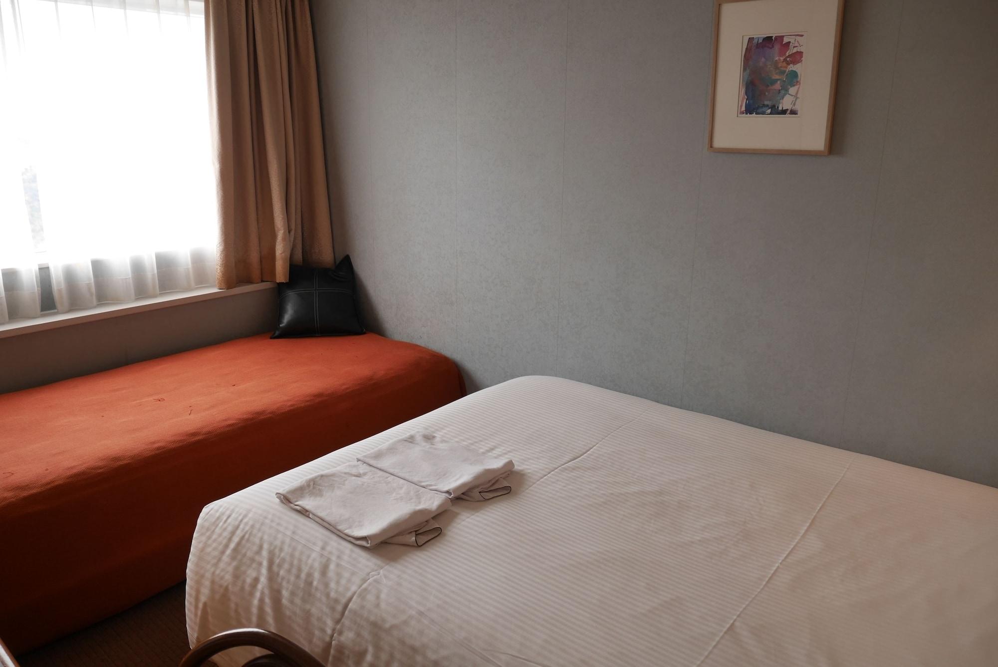 Yokohama Techno Tower Hotel Extérieur photo