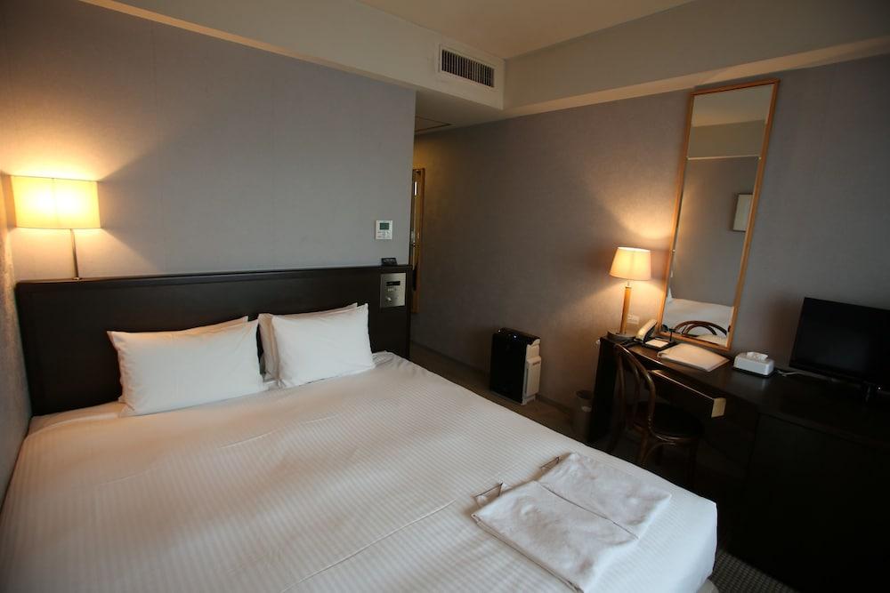 Yokohama Techno Tower Hotel Extérieur photo