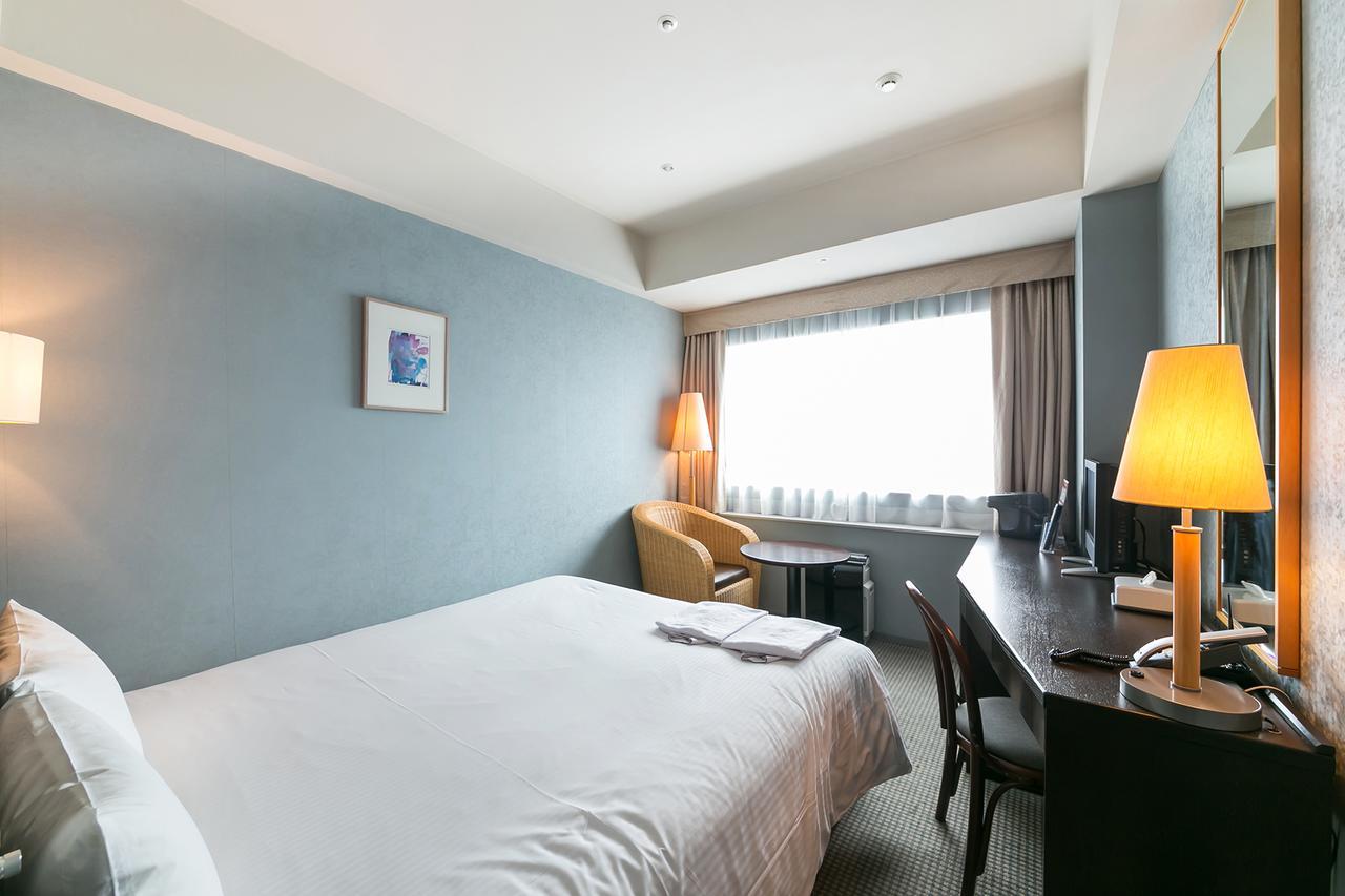 Yokohama Techno Tower Hotel Extérieur photo
