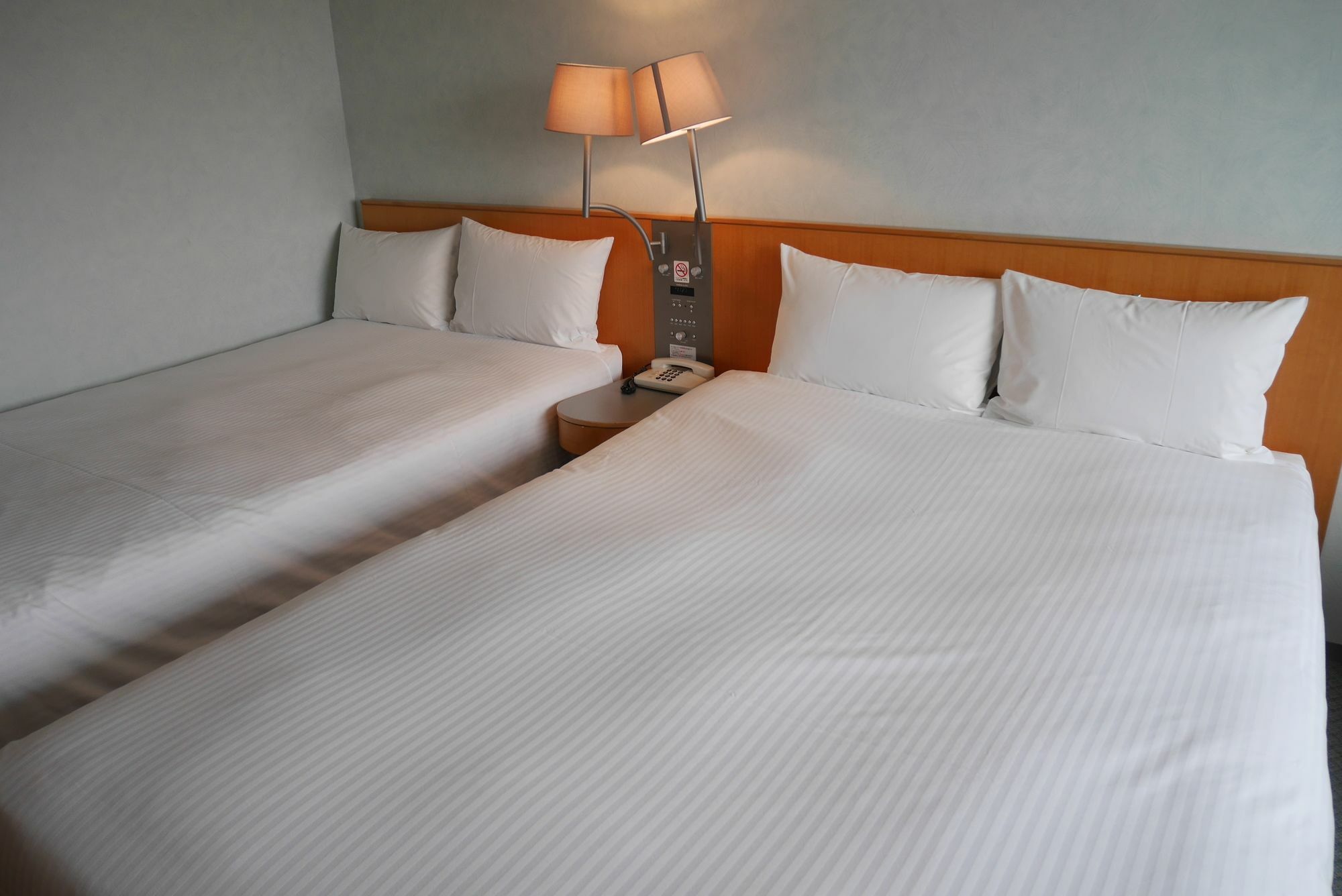 Yokohama Techno Tower Hotel Extérieur photo